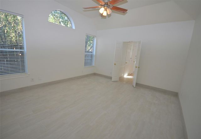 5634 Heather Run, Houston, TX 77041