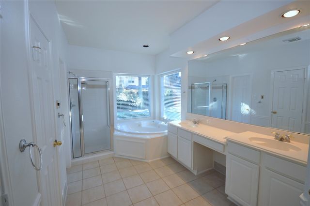 5634 Heather Run, Houston, TX 77041