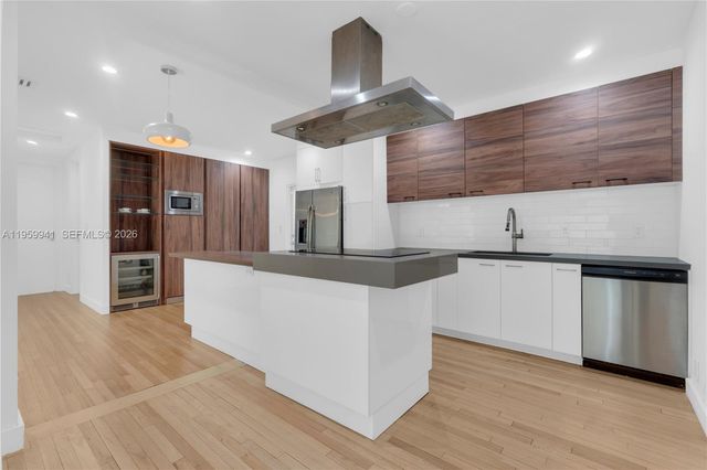 1296 NE 99th St, Miami Shores, FL 33138