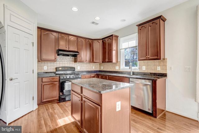 9001 MERLOT CT, Bristow, VA 20136