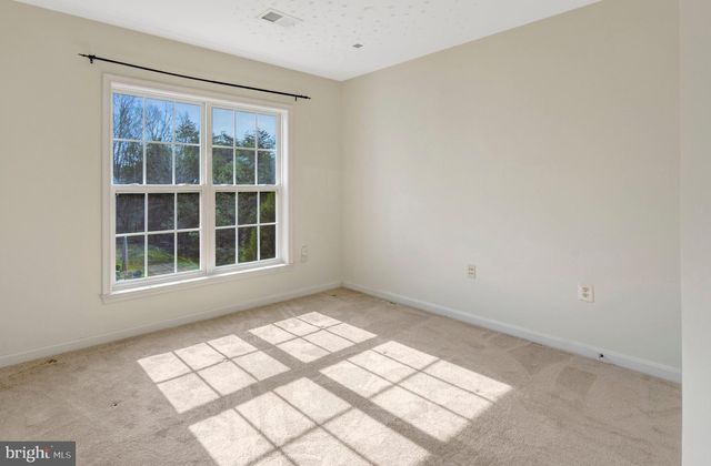 9001 MERLOT CT, Bristow, VA 20136