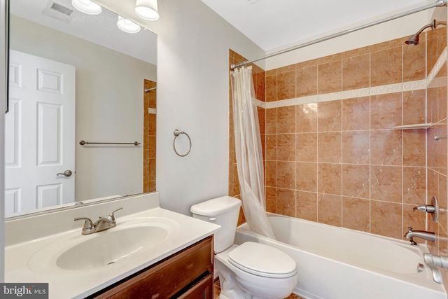 9001 MERLOT CT, Bristow, VA 20136