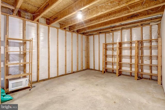 9001 MERLOT CT, Bristow, VA 20136