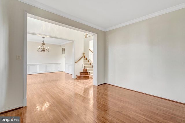 9001 MERLOT CT, Bristow, VA 20136