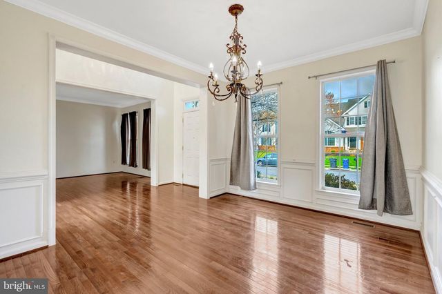 9001 MERLOT CT, Bristow, VA 20136