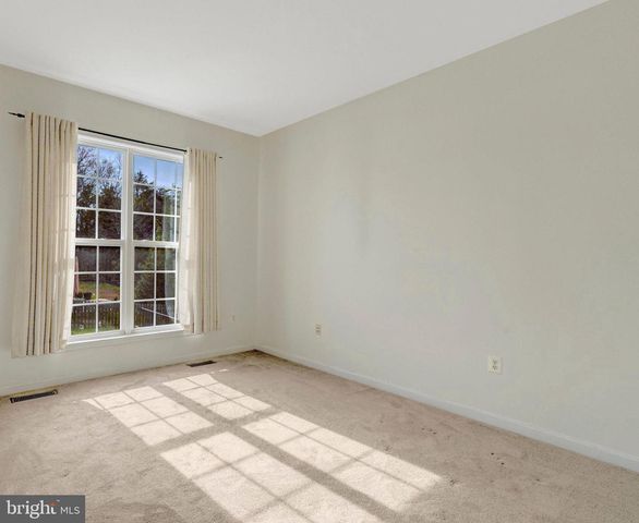 9001 MERLOT CT, Bristow, VA 20136