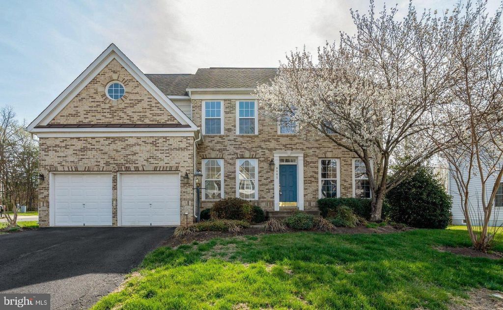 9001 MERLOT CT, Bristow, VA 20136