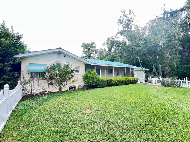 3725 E FORT KING STREET, Ocala, FL 34470