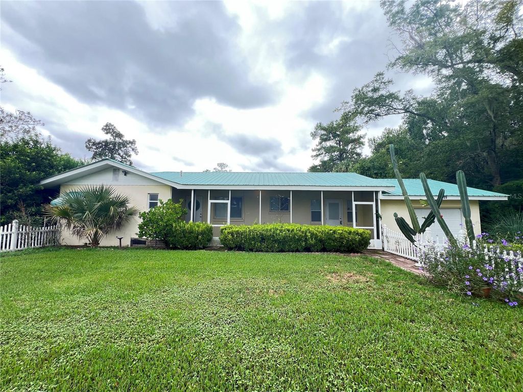 3725 E FORT KING STREET, Ocala, FL 34470