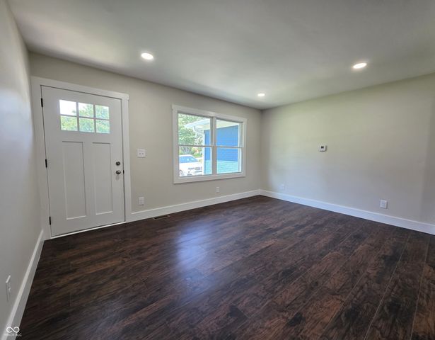 12087 N Cedarwood Drive, Mooresville, IN 46158