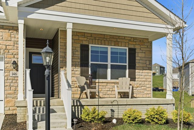 146 Oak Valley Court, Newark, OH 43055