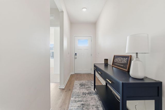 146 Oak Valley Court, Newark, OH 43055