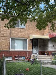 14332 S Union Street, Riverdale, IL 60827