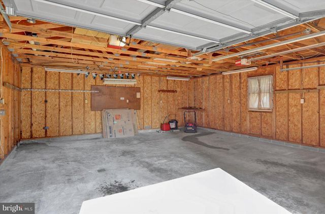 409 MANATAWNY ST, Pottstown, PA 19464