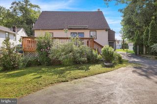 409 MANATAWNY ST, Pottstown, PA 19464