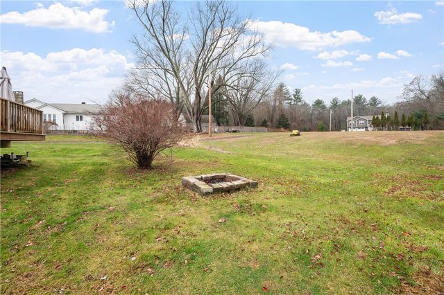 1261 Putnam Pike, Glocester, RI 02814