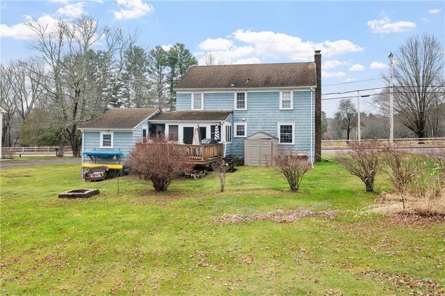 1261 Putnam Pike, Glocester, RI 02814
