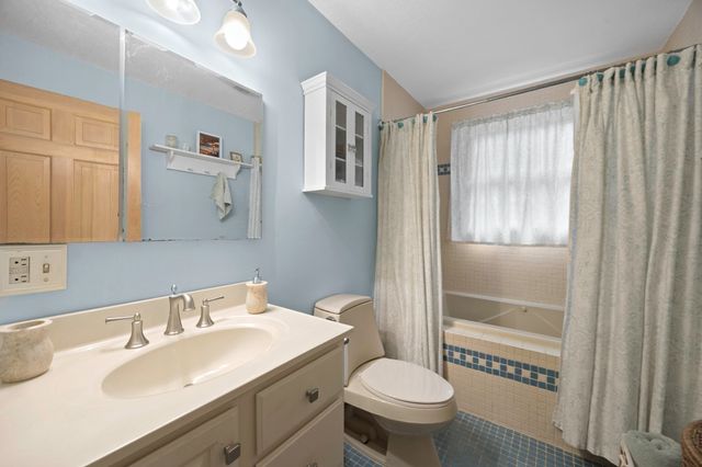 9 Labrie Lane, Holyoke, MA 01040