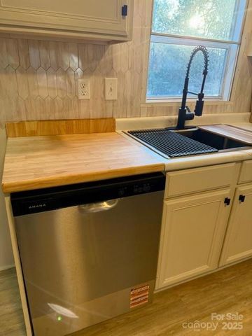 129 Harris Trail, Gaffney, SC 29341