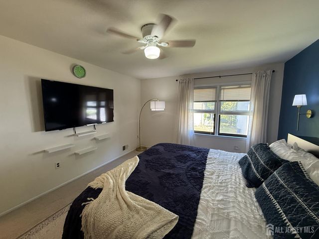 9 Hoffman Court, East Brunswick, NJ 08816