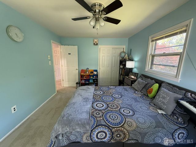 9 Hoffman Court, East Brunswick, NJ 08816