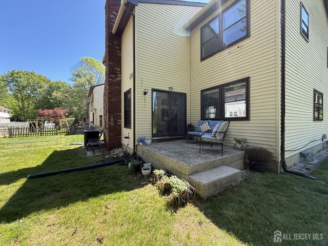 9 Hoffman Court, East Brunswick, NJ 08816