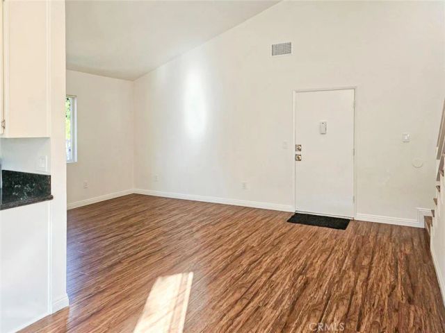 430 E Valencia Avenue D, Burbank, CA 91501