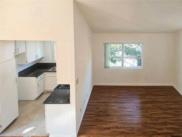430 E Valencia Avenue D, Burbank, CA 91501