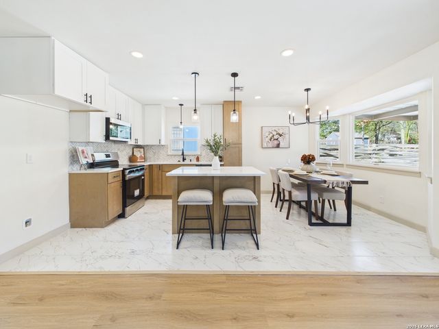 1026 Bridle, San Antonio, TX 78245