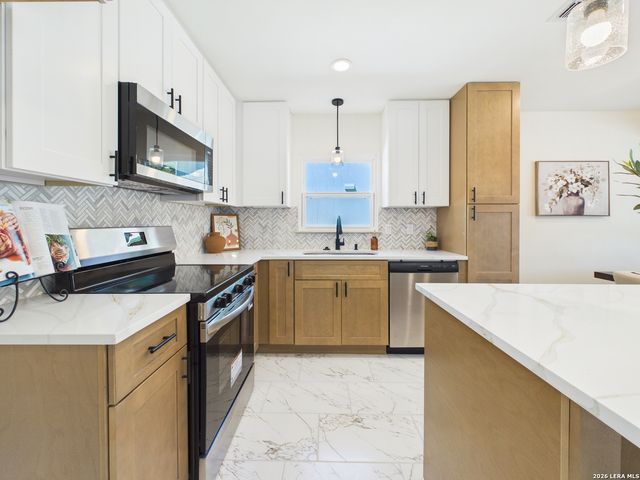 1026 Bridle, San Antonio, TX 78245