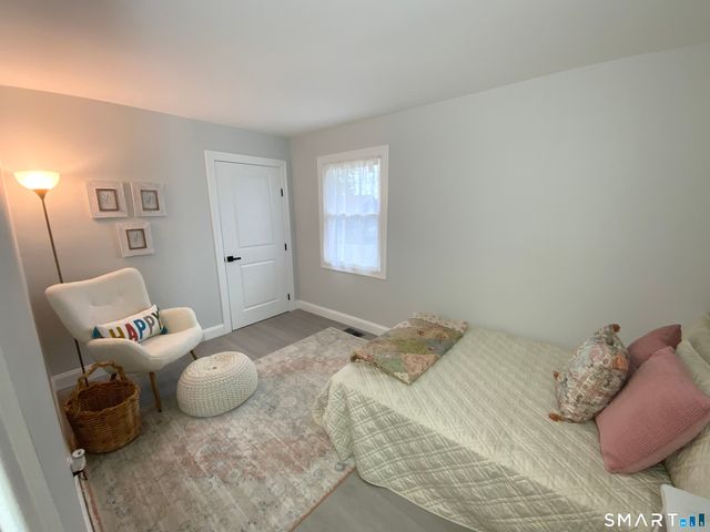 200 Little Deer Road, Bridgeport, CT 06606