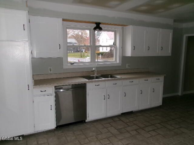 1 2nd Avenue, Mayfield, NY 12117