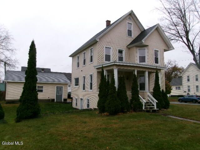 1 2nd Avenue, Mayfield, NY 12117
