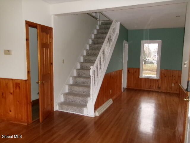 1 2nd Avenue, Mayfield, NY 12117