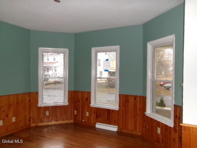 1 2nd Avenue, Mayfield, NY 12117