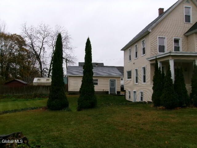 1 2nd Avenue, Mayfield, NY 12117