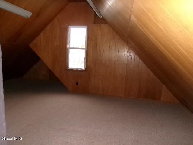 1 2nd Avenue, Mayfield, NY 12117