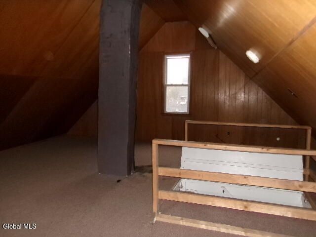 1 2nd Avenue, Mayfield, NY 12117