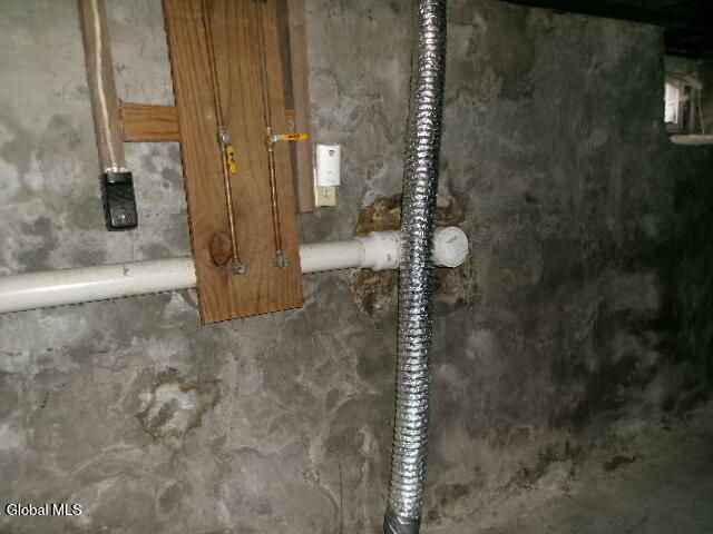 1 2nd Avenue, Mayfield, NY 12117