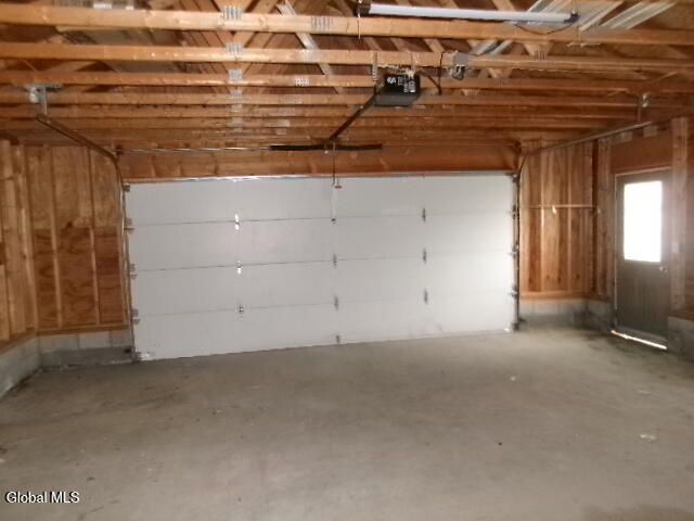 1 2nd Avenue, Mayfield, NY 12117