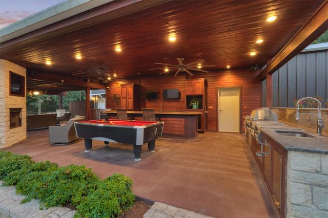 11364 Majestic Drive, Montgomery, TX 77316