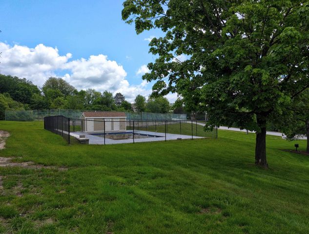 379 Huse Rd Unit 29, Manchester, NH 03103