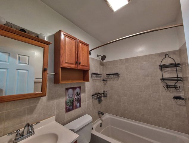 379 Huse Rd Unit 29, Manchester, NH 03103