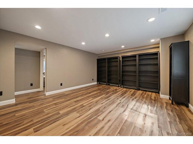 2171 S Parfet Dr, Lakewood, CO 80227