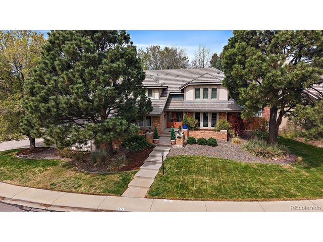 2171 S Parfet Dr, Lakewood, CO 80227