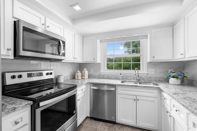 401 Bowling Ave Unit 60, Nashville, TN 37205