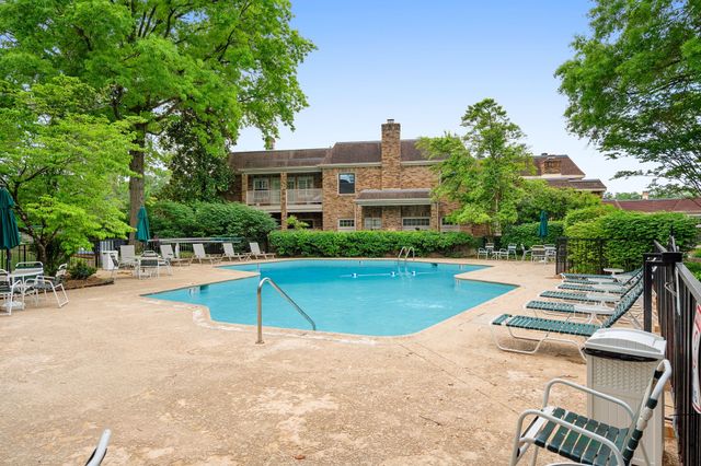 401 Bowling Ave Unit 60, Nashville, TN 37205