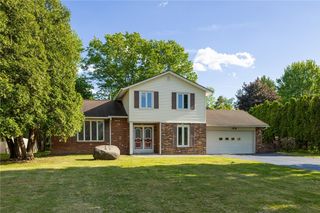 15 Ascot Drive, Chili, NY 14624