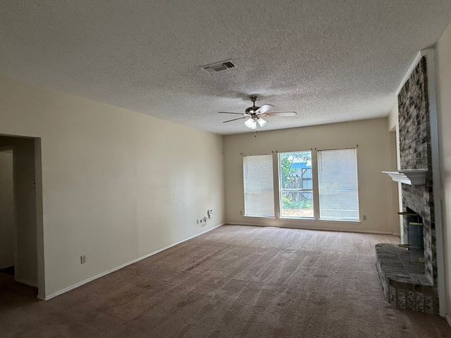 1104 Wentwood Court, Desoto, TX 75115