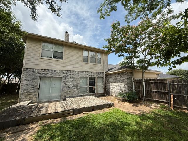 1104 Wentwood Court, Desoto, TX 75115